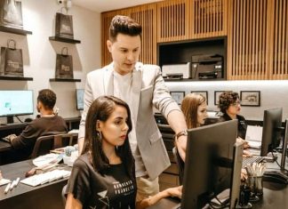 7 Things That Set Great Managers Apart