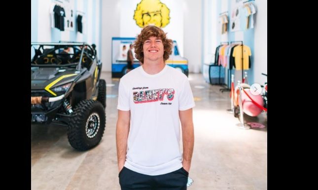 Youtuber Danny Duncan Net Worth, Age, Height Danny Duncan Net Worth - danny duncan real name - What is danny duncan's net worth - Danny Duncan Net Worth 2023 - Danny Duncan Age