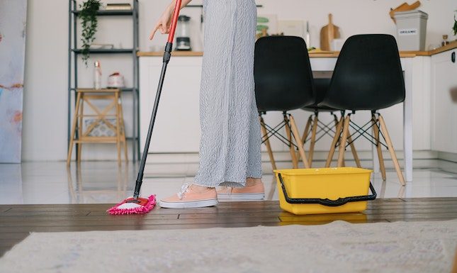 How to Dry Carpet After Cleaning (4 Easy Ways)