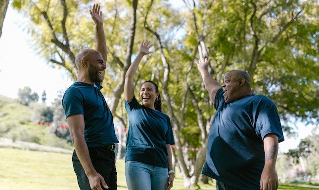 A List of Activities for Seniors That Encourage Socialization