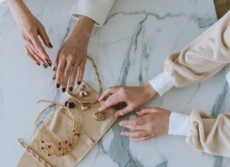 How to Remove Rust from Jewelry: Few Tips