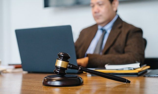 What Are the Benefits of Hiring a Car Accident Lawyer in North Carolina?