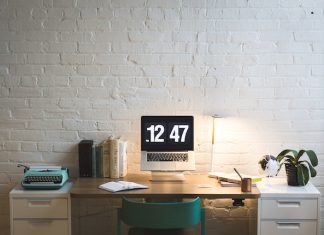 Minimalism 101: How To Create The Ideal Minimalist Office Space