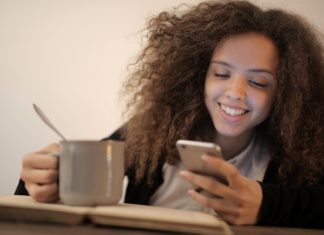 Social Media Effect on Self-Esteem of Teens Getting Orthodontics