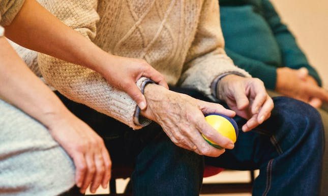 Caring from Home: Exploring the Benefits of In-Home Care Services
