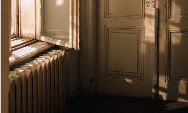 How To Bleed a Radiator For Heating Efficiency