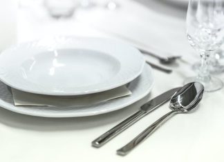 How to Choose the Best Dinner Plates