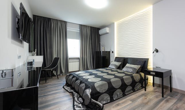 Modern Aesthetics: Incorporating Black into Your Decor