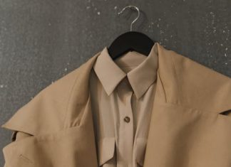 A Buyer’s Guide: Choosing the Best Coat Hangers