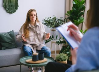 7 Reasons To Consider Taking A Graduate Course In Clinical Mental Health Counseling