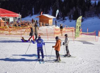 Why a Ski Instructor Course Could Be the Career Change Your Body and Mind Need