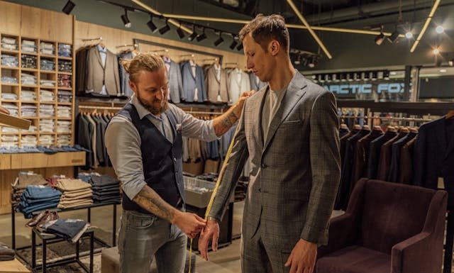 The Modern Man’s Guide to 3 Piece Suits for Work and Formalwear